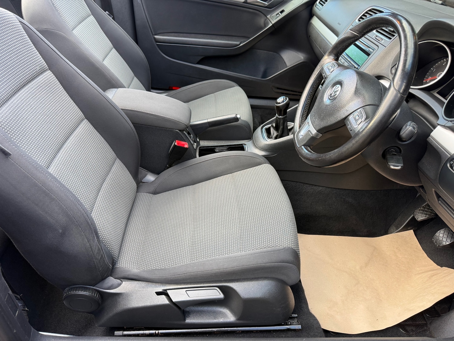 Used Volkswagen Golf 2012 for sale - 77702888: Photo 15