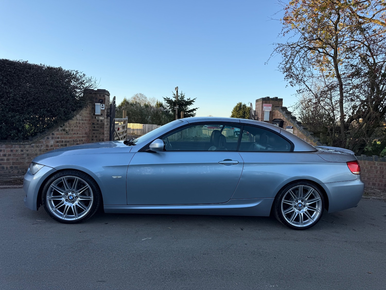 Used BMW 3 Series 2010 for sale - 76627344: Photo 10