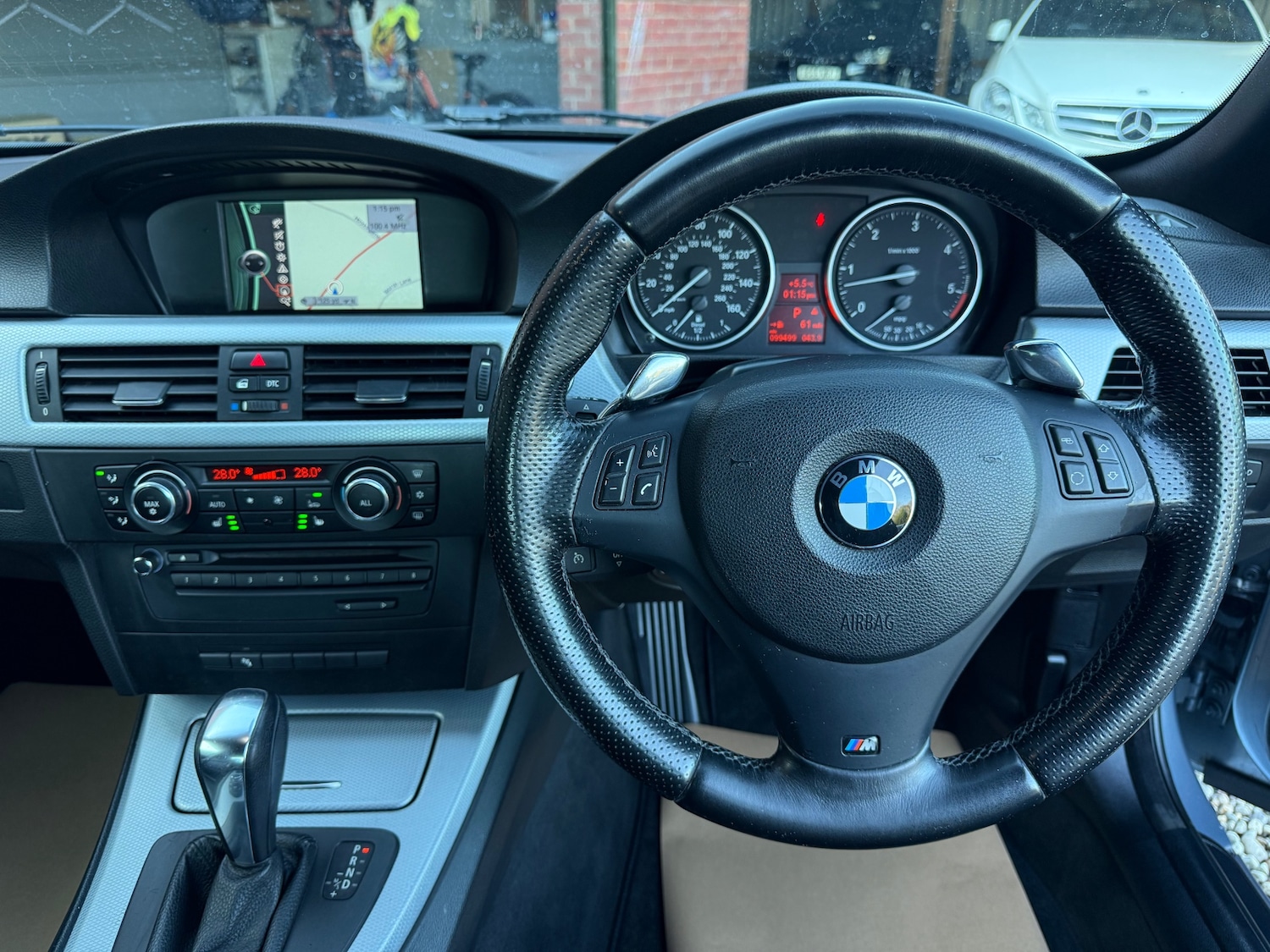 Used BMW 3 Series 2010 for sale - 76627344: Photo 17