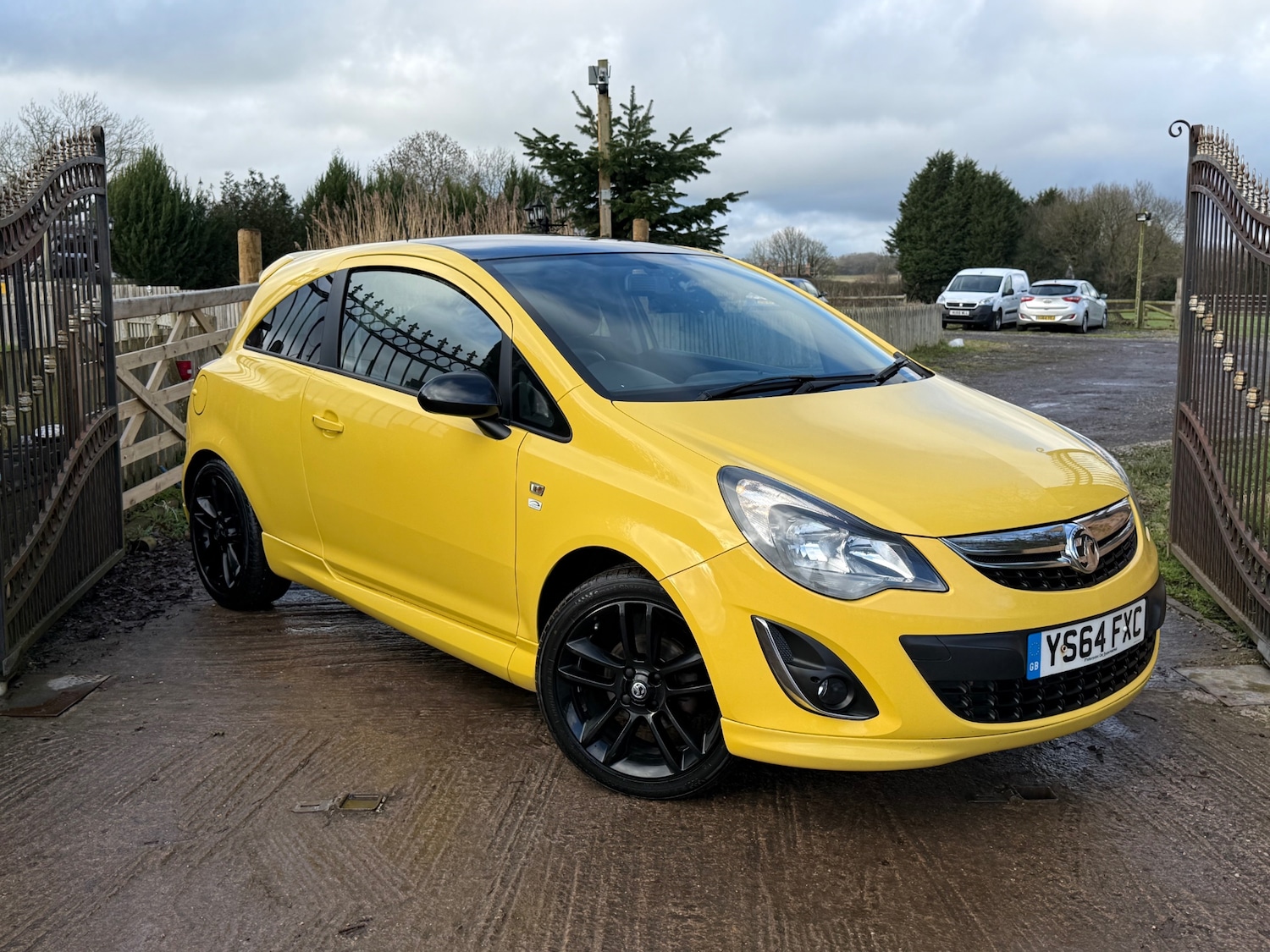 Used Vauxhall Corsa 2014 for sale - 77234503: Photo 3