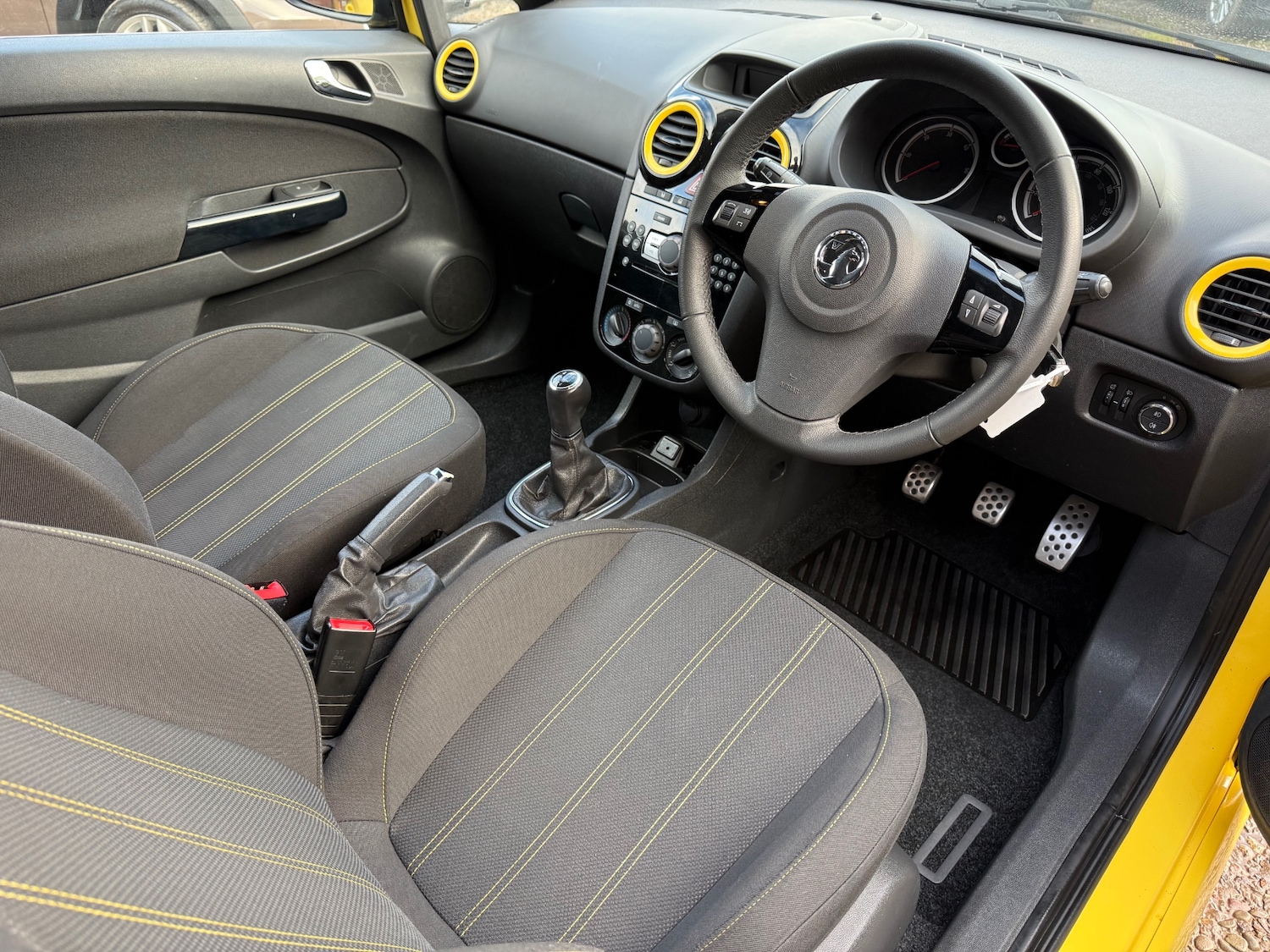 Used Vauxhall Corsa 2014 for sale - 77234503: Photo 9