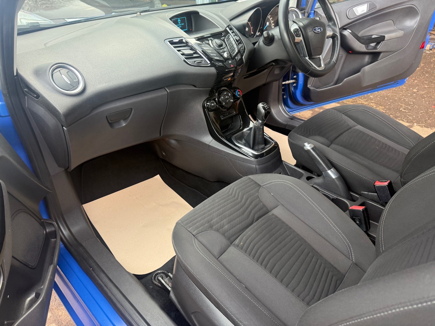 Used Ford Fiesta 2013 for sale - 78099047: Photo 6