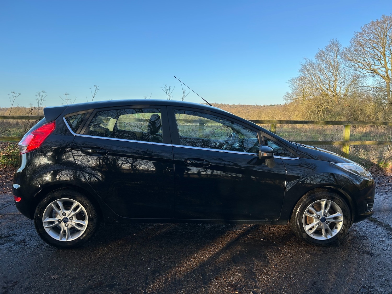 Used Ford Fiesta 2016 for sale - 76275190: Photo 2
