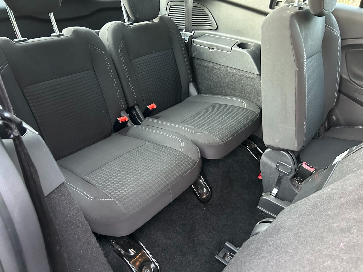 Used Ford Grand C-Max 2016 for sale - 77381028: Photo 15