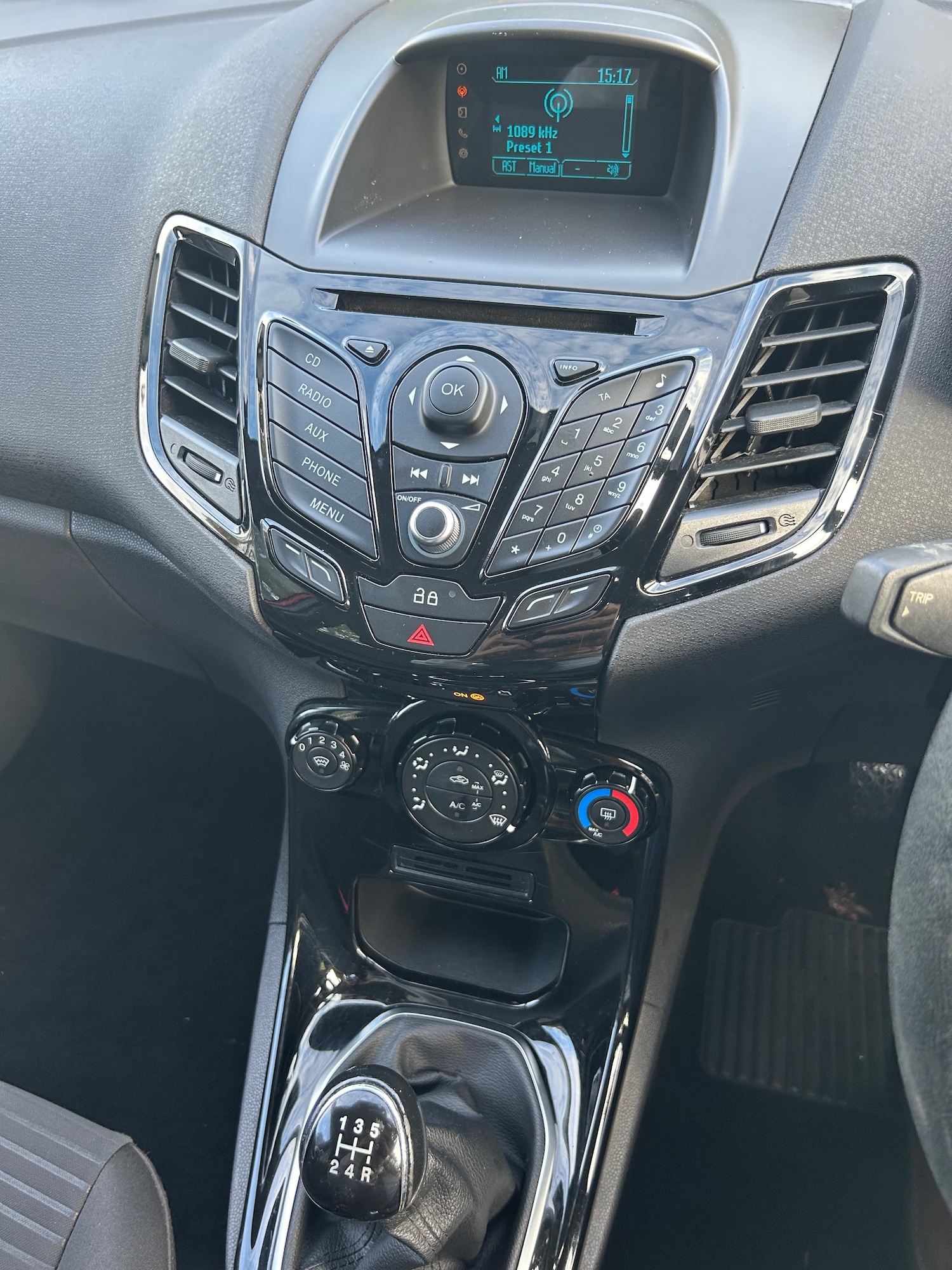 Used Ford Fiesta 2014 for sale - 76275193: Photo 13