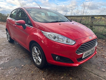 2014 (14) - 1.25 82 Zetec 5dr