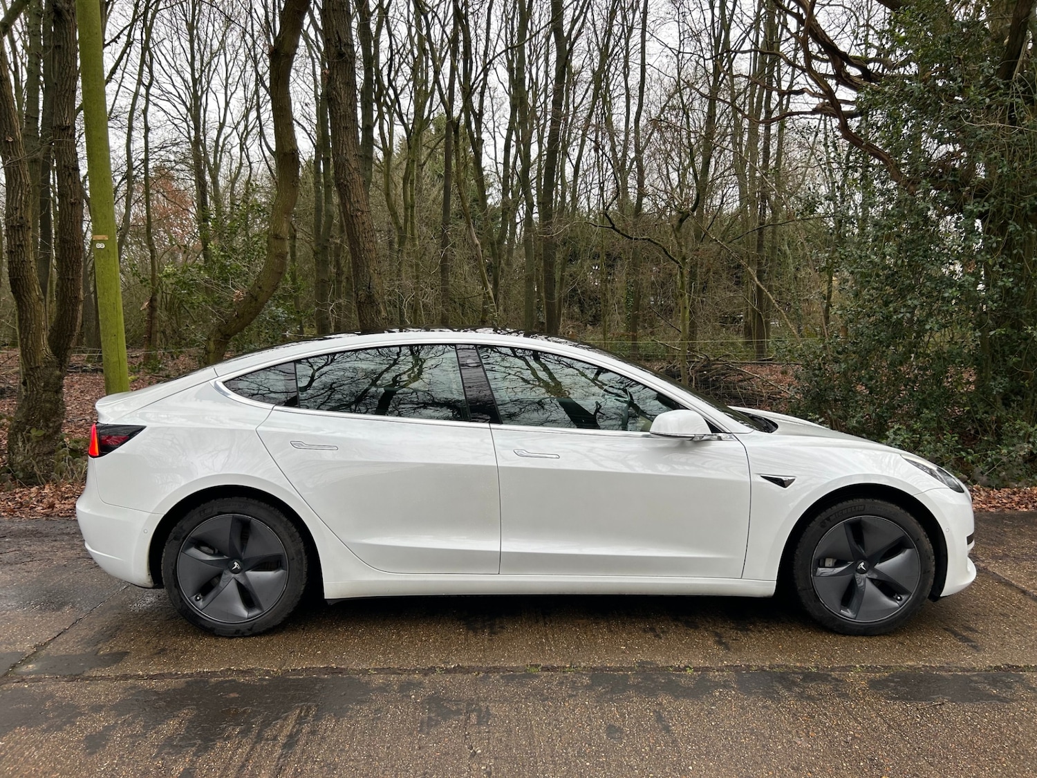 Used Tesla Model 3 2020 for sale - 77220294: Photo 2