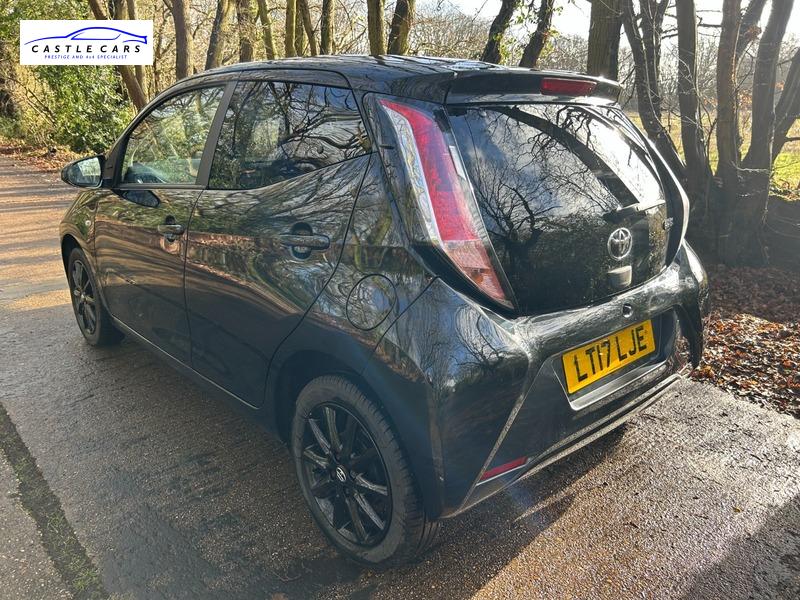 Used Toyota AYGO 2017 for sale - 77962708: Photo 4