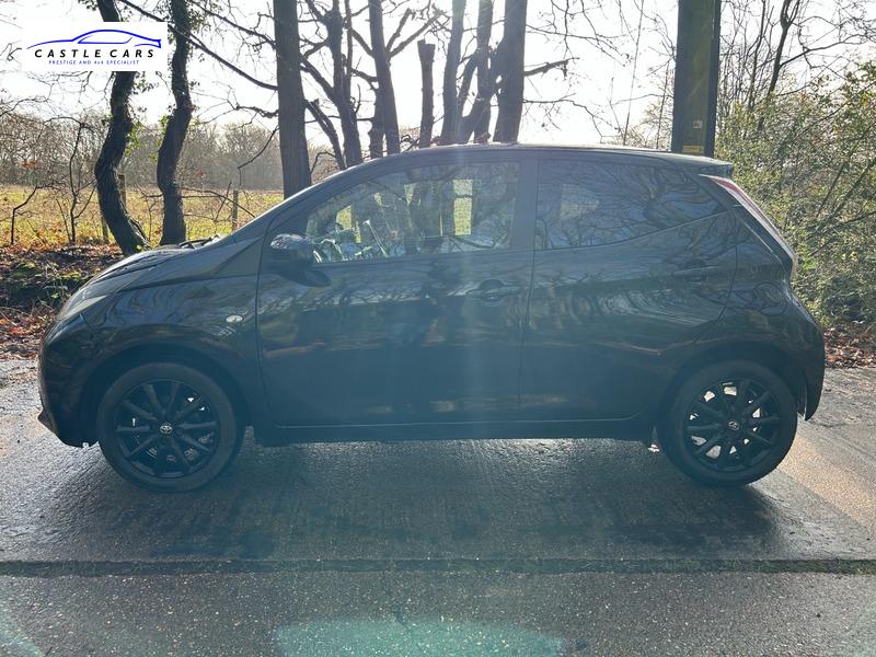 Used Toyota AYGO 2017 for sale - 77962708: Photo 5