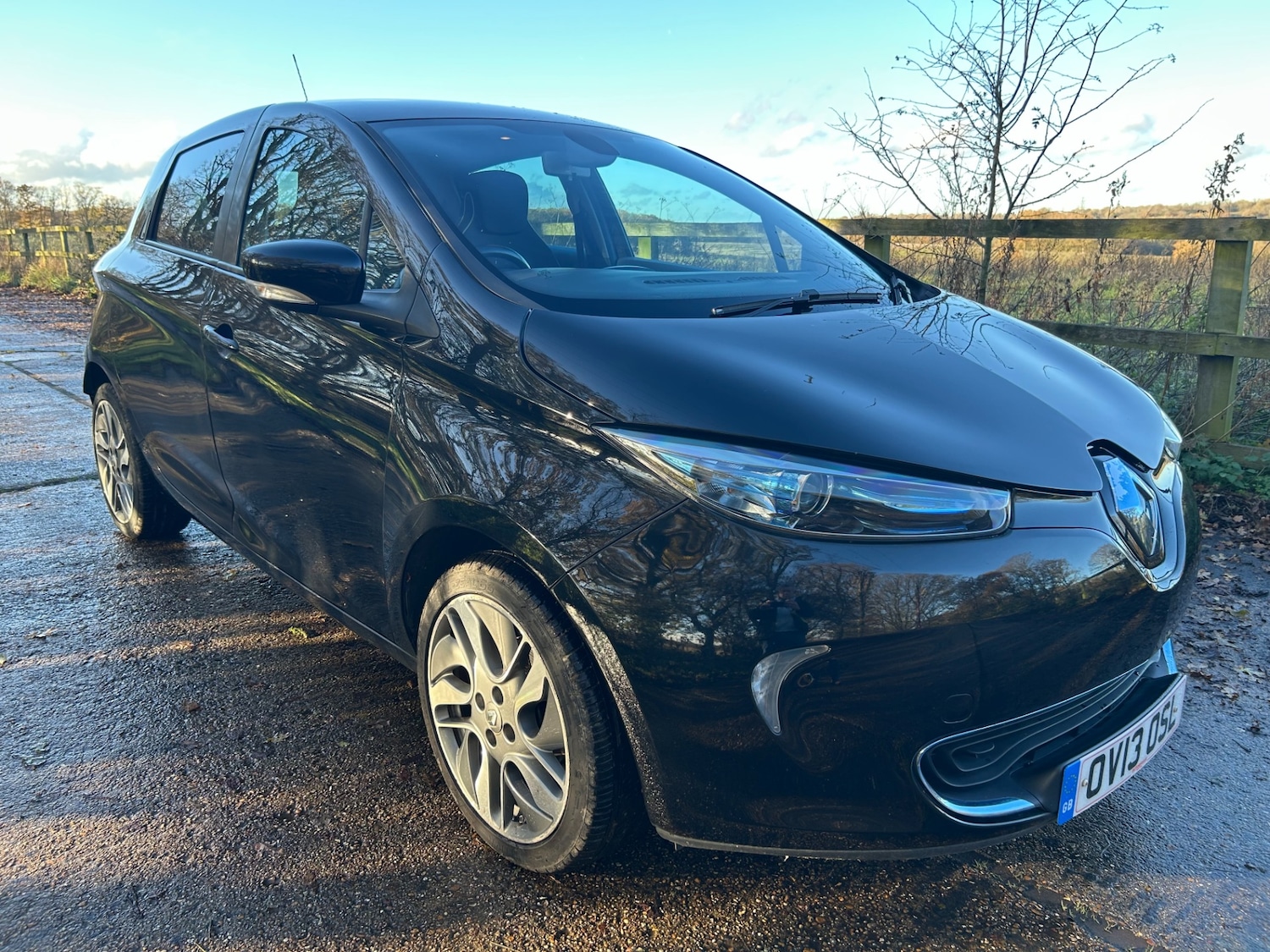 Used Renault Zoe 2013 for sale - 76799523: Photo 1