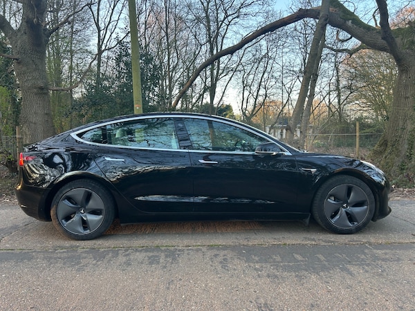 Used Tesla Model 3 2020 for sale - 74515119: Photo 2