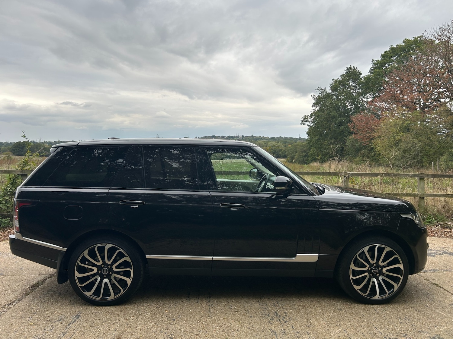 Used Land Rover Range Rover 2013 for sale - 76098825: Photo 2