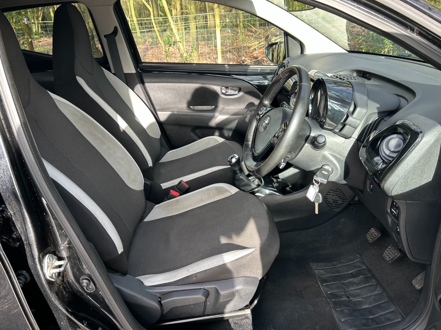 Used Toyota AYGO 2017 for sale - 77378121: Photo 10