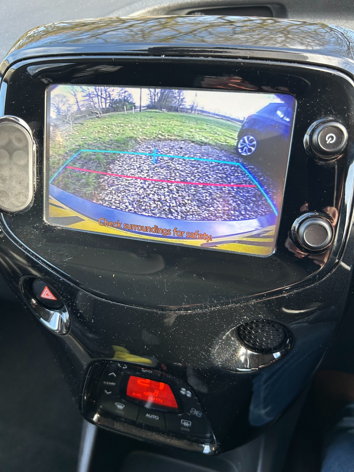 Used Toyota AYGO 2017 for sale - 77378121: Photo 11