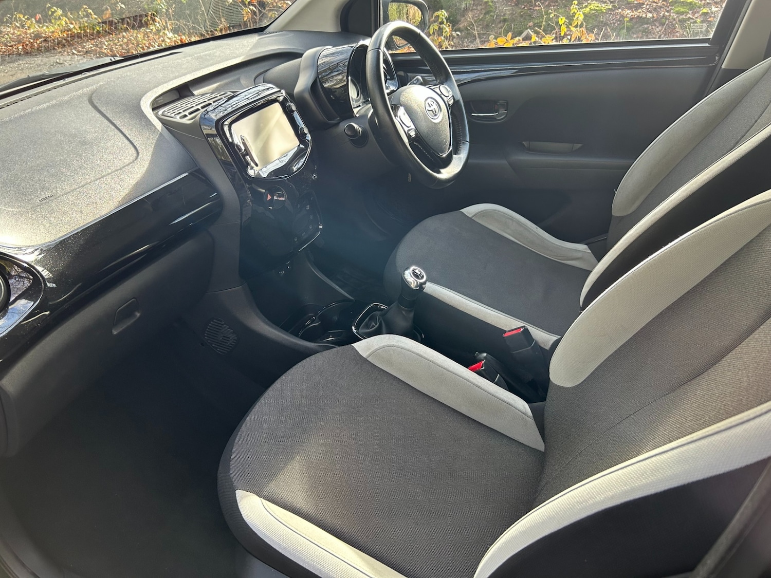 Used Toyota AYGO 2017 for sale - 77378121: Photo 14