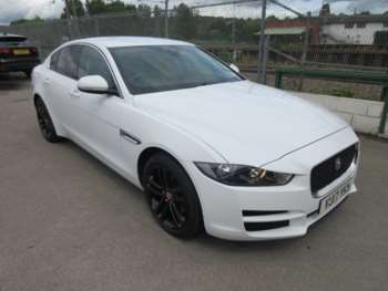 Used Jaguar XE 2017 for sale - 74879094: Photo