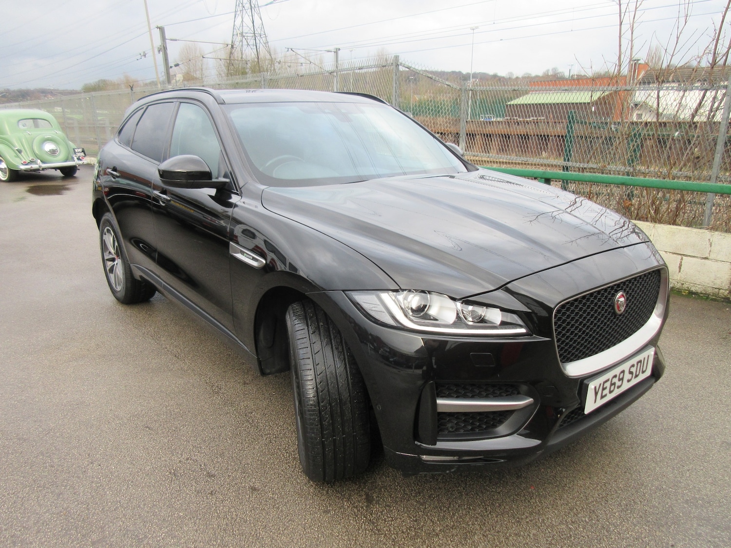 Used Jaguar F-Pace 2019 for sale - 77578235: Photo 4