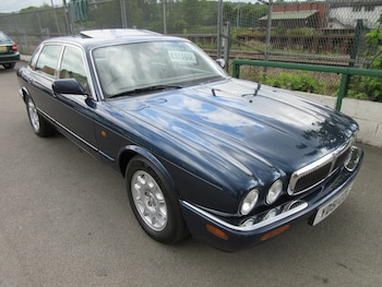 Used Jaguar XJ 2001 for sale - 75592403: Photo