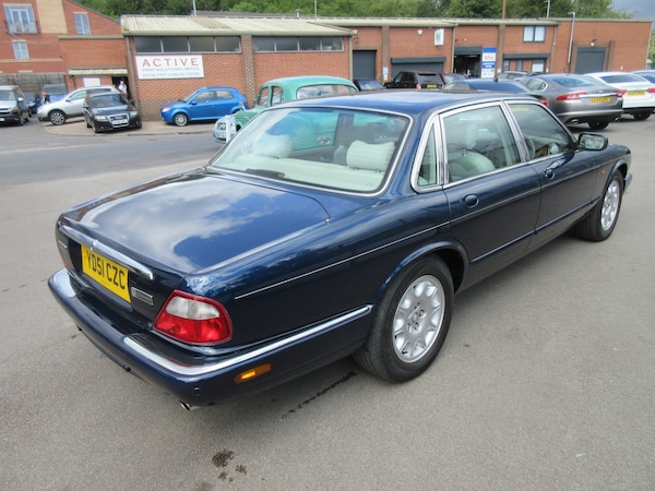 Used Jaguar XJ 2001 for sale - 75592403: Photo 7