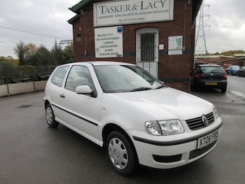 Used Volkswagen Polo 2000 for sale - 76449558: Photo