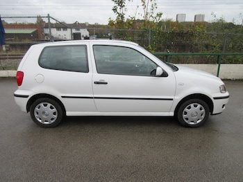 Used Volkswagen Polo 2000 for sale - 76449558: Photo