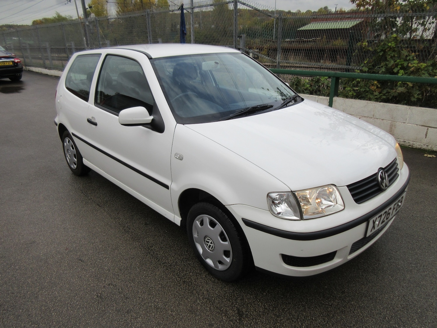 Used Volkswagen Polo 2000 for sale - 76449558: Photo 4
