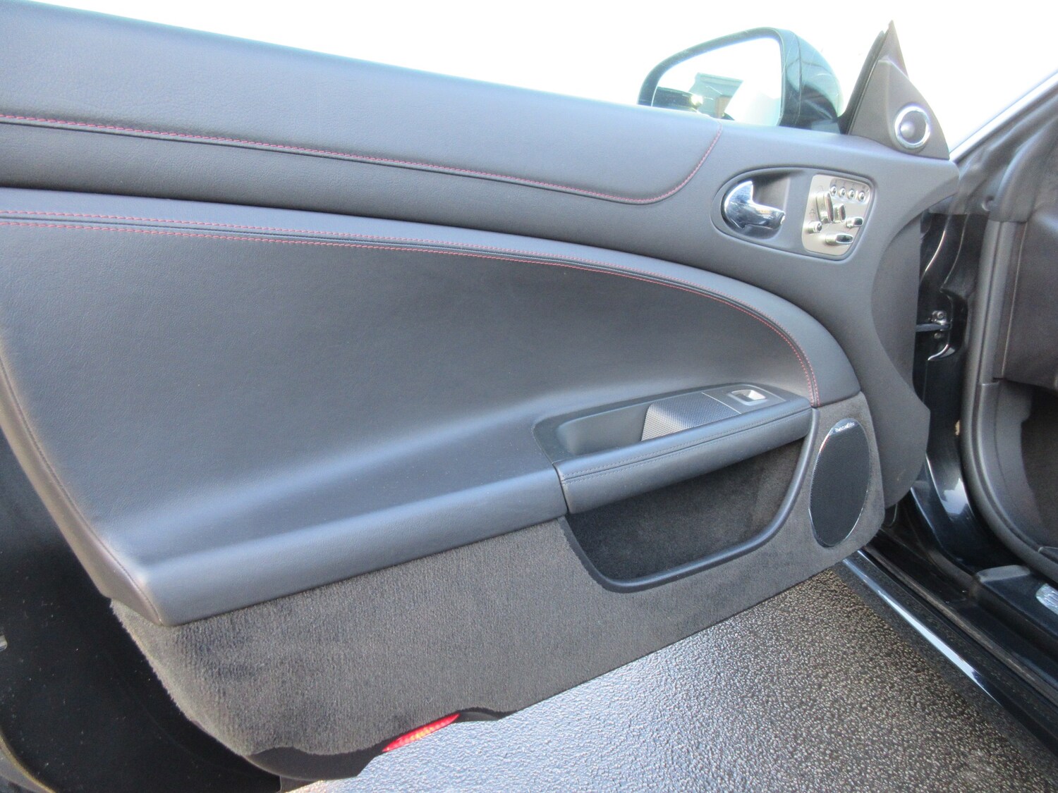 Used Jaguar XKR 2008 for sale - 77405216: Photo 14