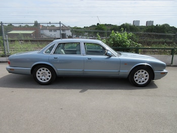 Used Jaguar XJ 2002 for sale - 78970881: Photo