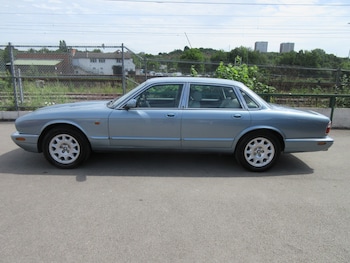 Used Jaguar XJ 2002 for sale - 78970881: Photo