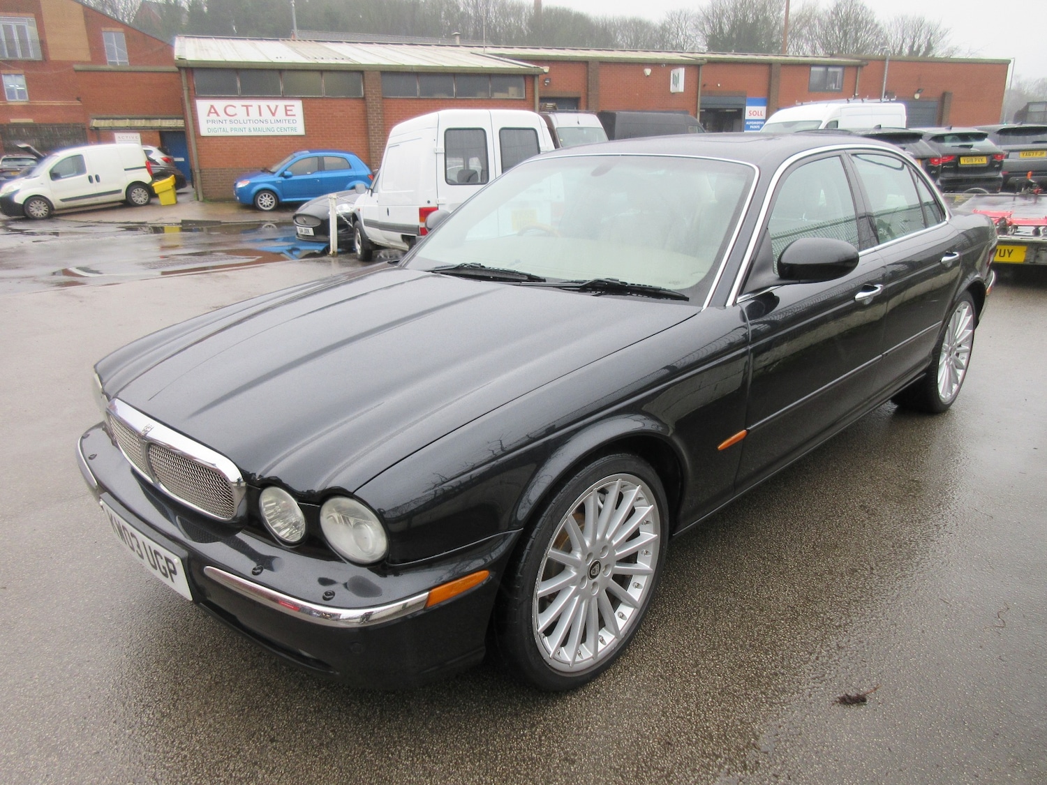 Used Jaguar XJ 2003 for sale - 78025828: Photo 5