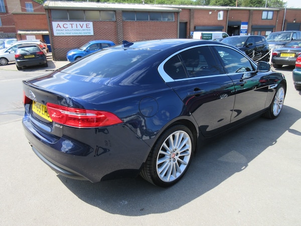 Used Jaguar XE 2015 for sale - 75131720: Photo 7