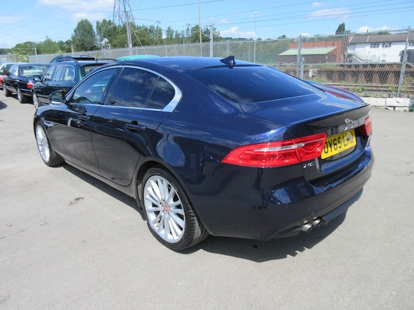 Used Jaguar XE 2015 for sale - 75131720: Photo 9
