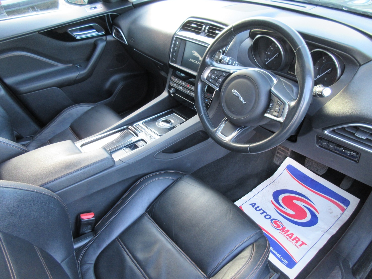 Used Jaguar F-Pace 2018 for sale - 76969435: Photo 11