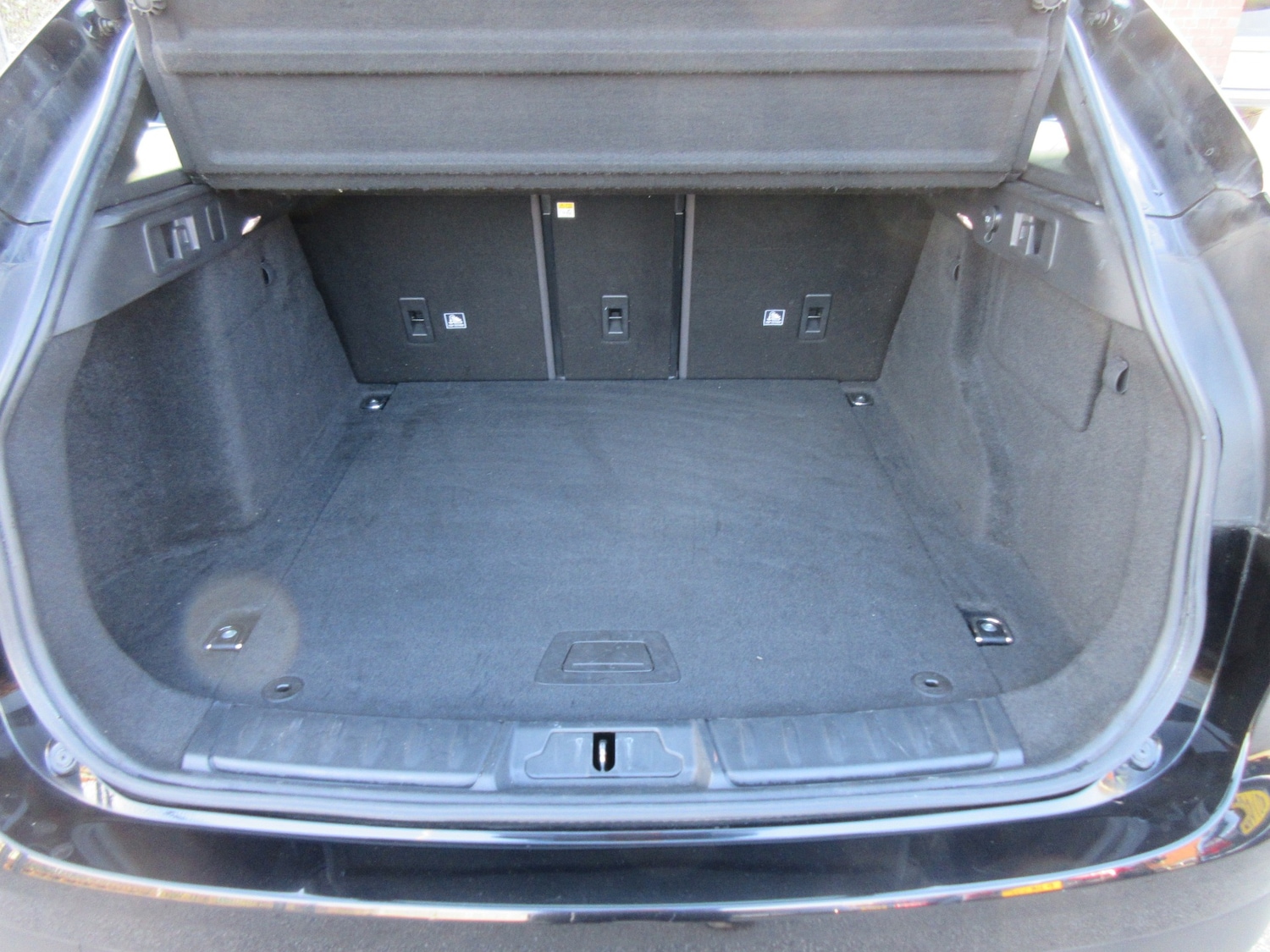 Used Jaguar F-Pace 2018 for sale - 76969435: Photo 16