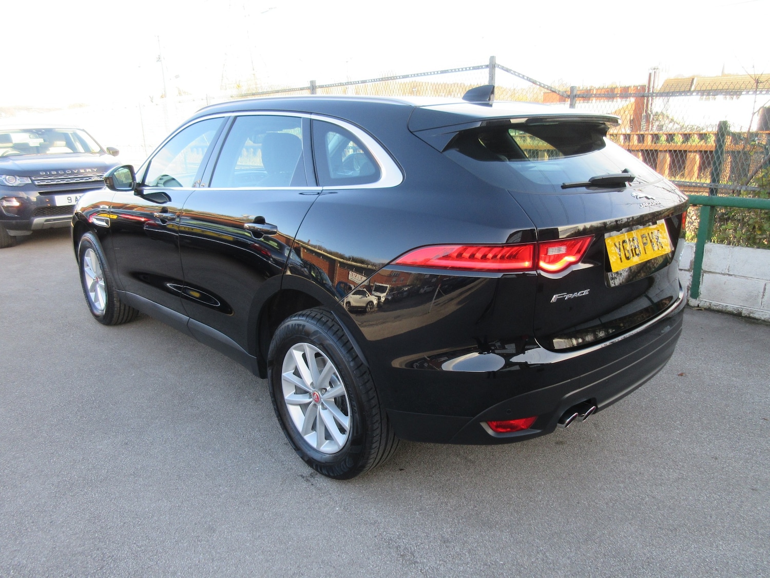 Used Jaguar F-Pace 2018 for sale - 76969435: Photo 9