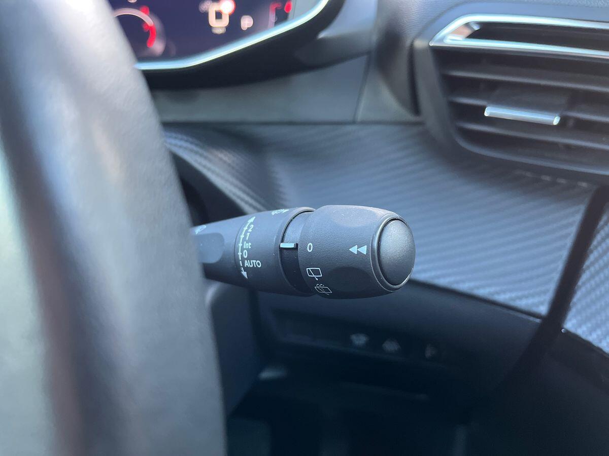 Used Peugeot 208 2022 for sale - 76905657: Photo 42