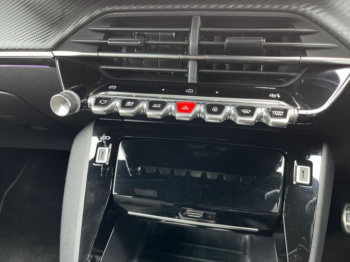 Used Peugeot 2008 2024 for sale - 77700642: Photo 29