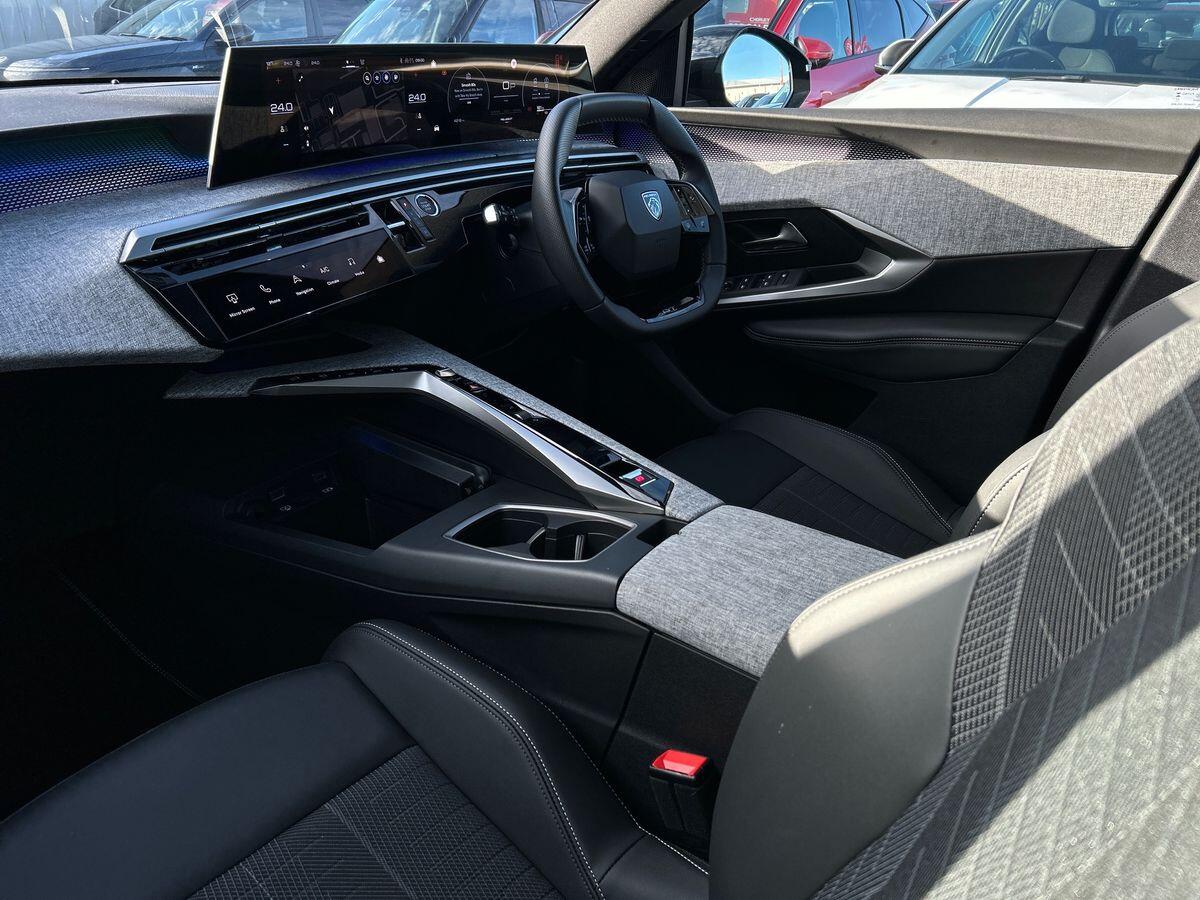 Used Peugeot 5008 2025 for sale - 76650582: Photo 14