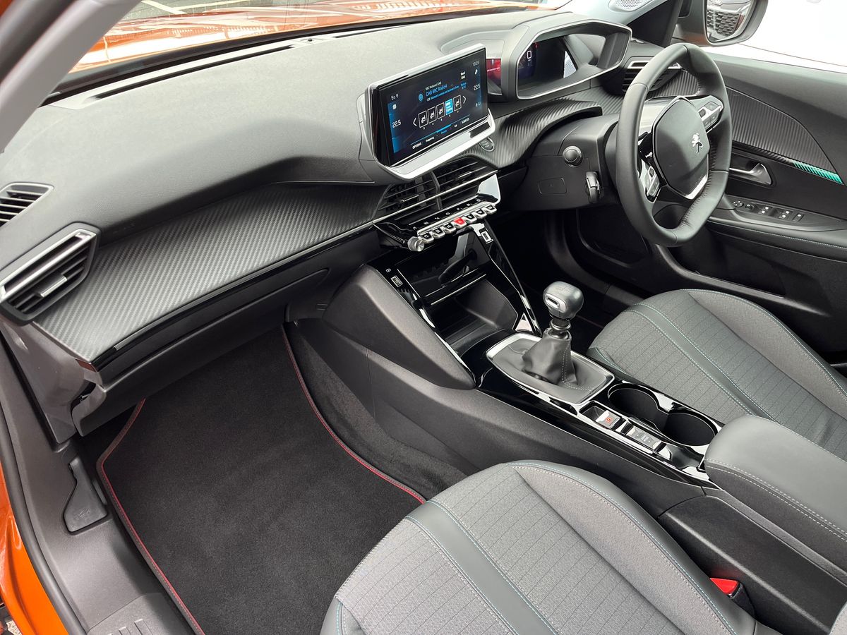 Used Peugeot 2008 2022 for sale - 77368448: Photo 2