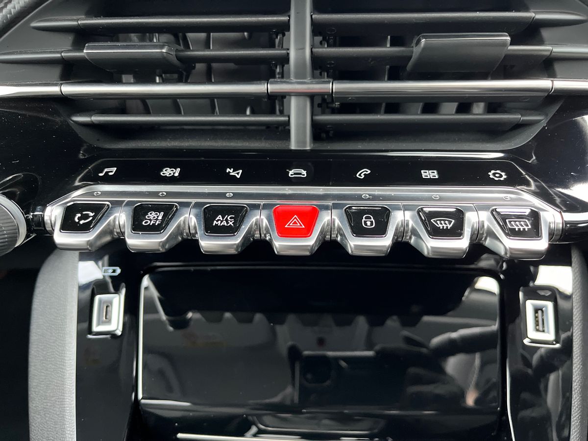 Used Peugeot 2008 2022 for sale - 77368448: Photo 32