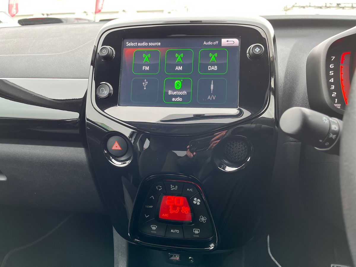 Used Peugeot 108 2021 for sale - 77334348: Photo 31