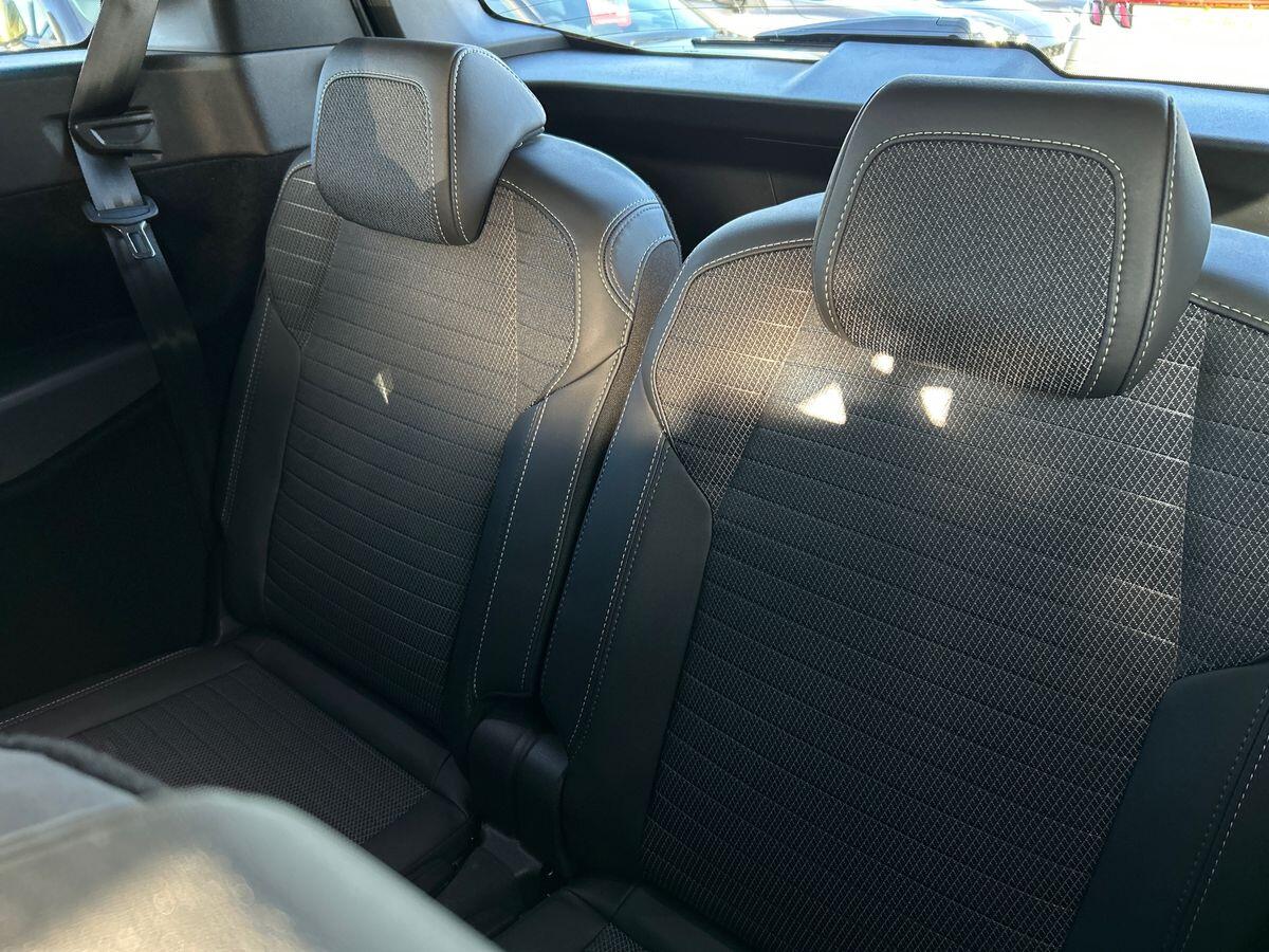 Used Peugeot 5008 2025 for sale - 76650541: Photo 21