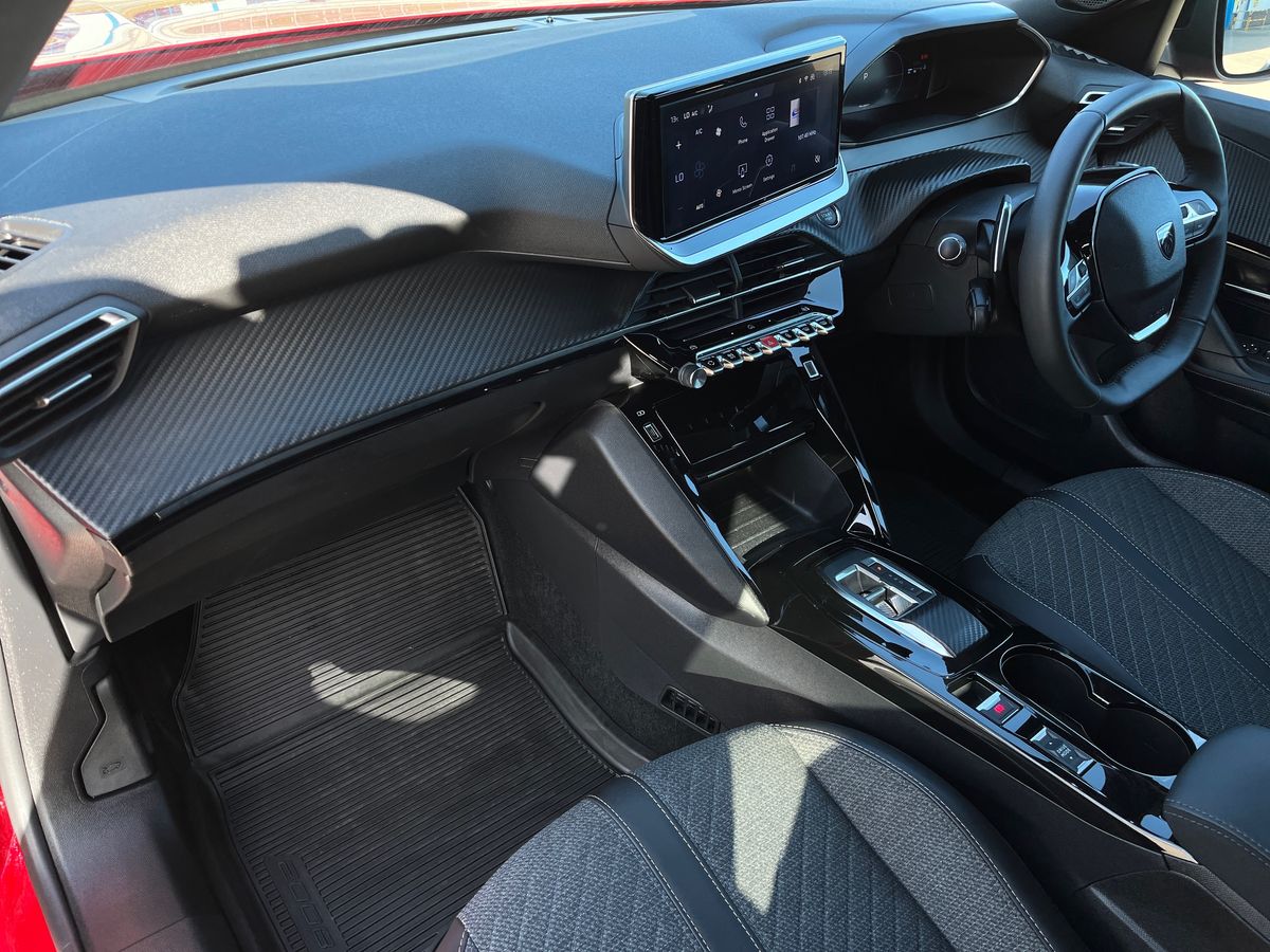 Used Peugeot 2008 2024 for sale - 77842767: Photo 2