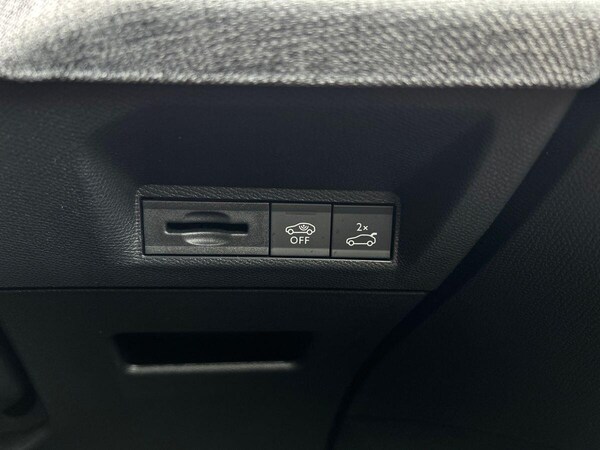 Used Peugeot 3008 2024 for sale - 76299989: Photo 27