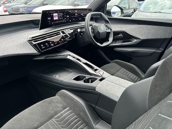 Used Peugeot 3008 2024 for sale - 76299989: Photo 2