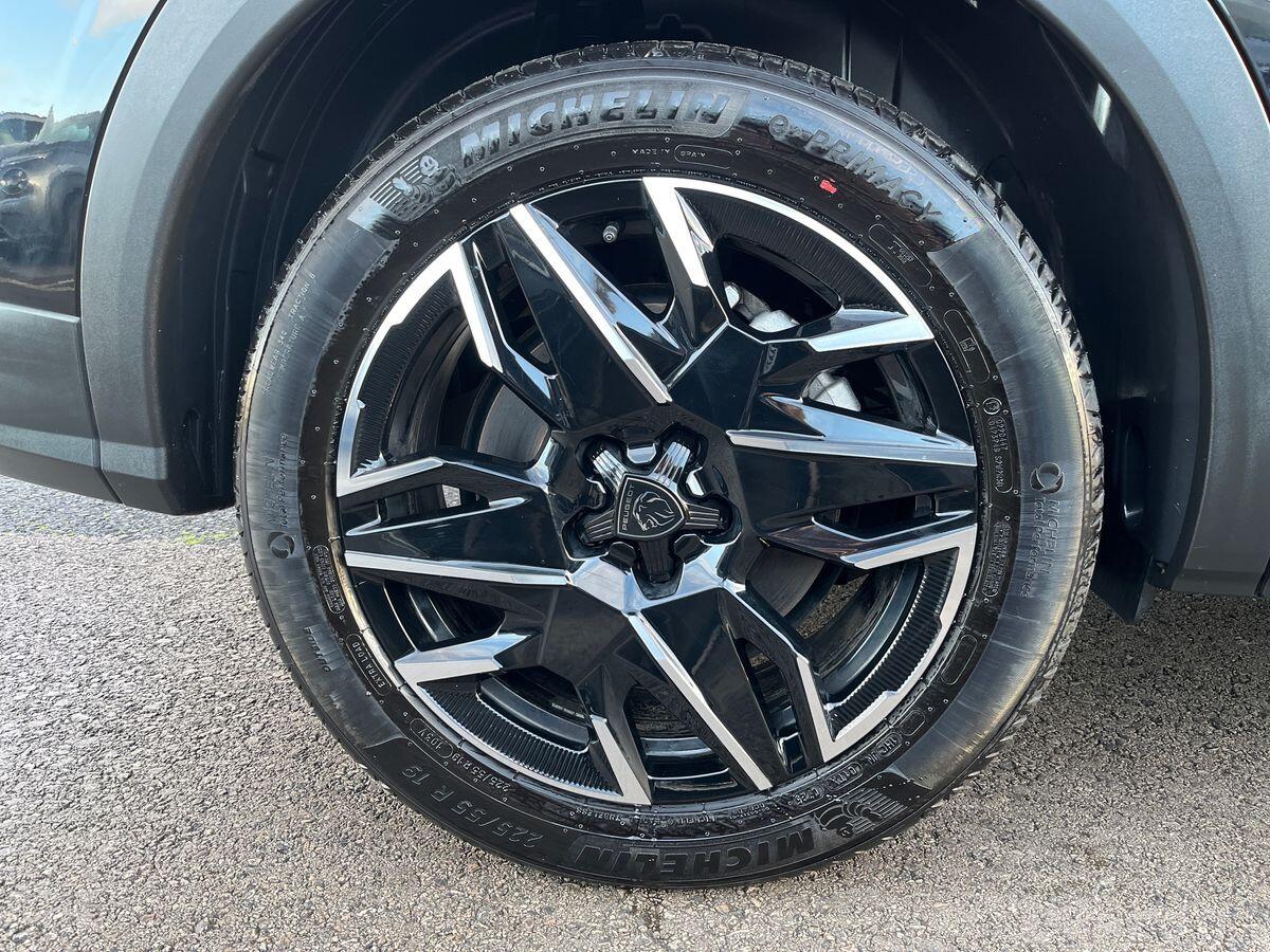 Used Peugeot 5008 2025 for sale - 76805349: Photo 10