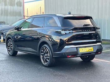 Used Peugeot 5008 2025 for sale - 76805349: Photo