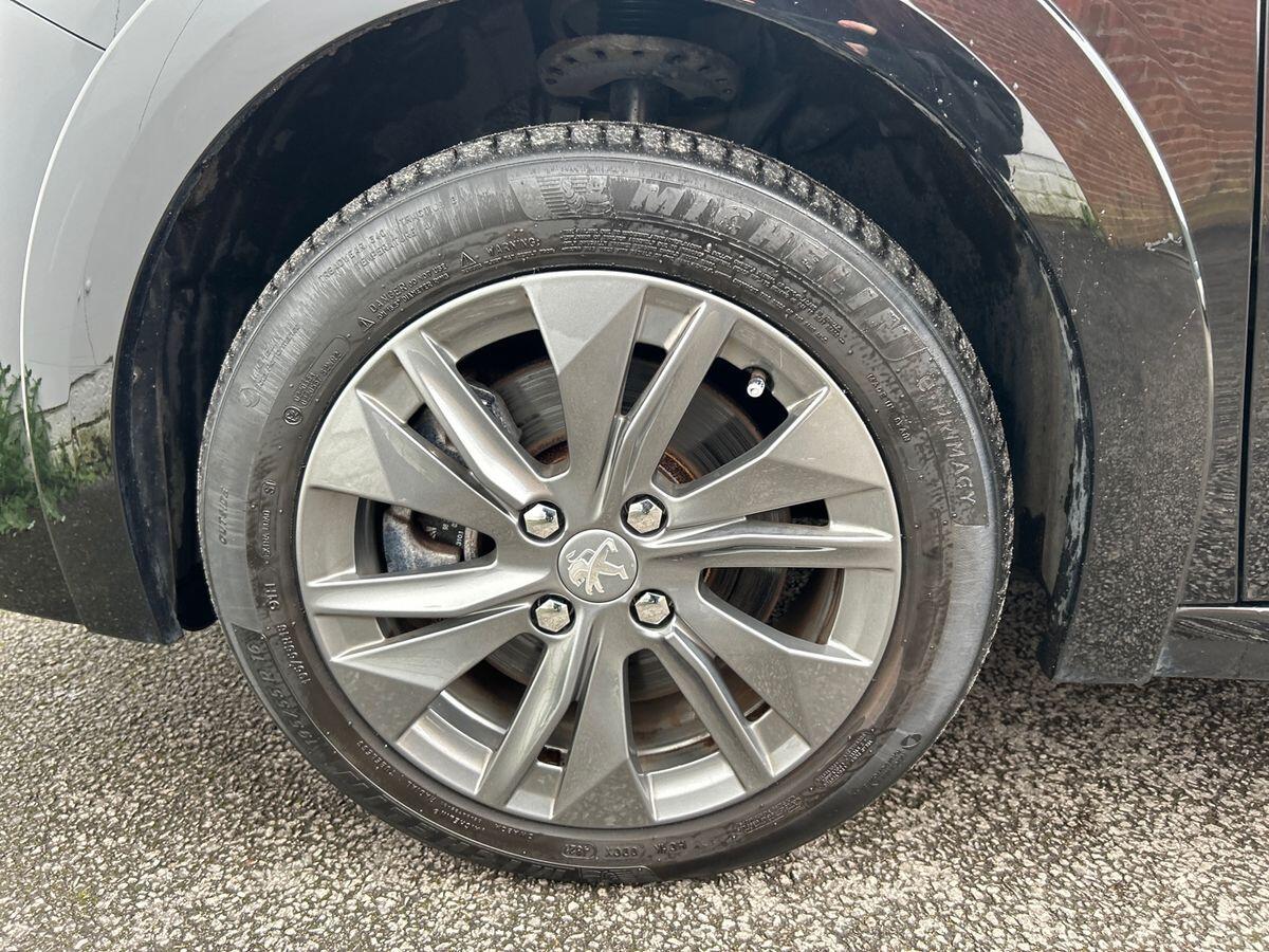 Used Peugeot E-208 2022 for sale - 77458808: Photo 11