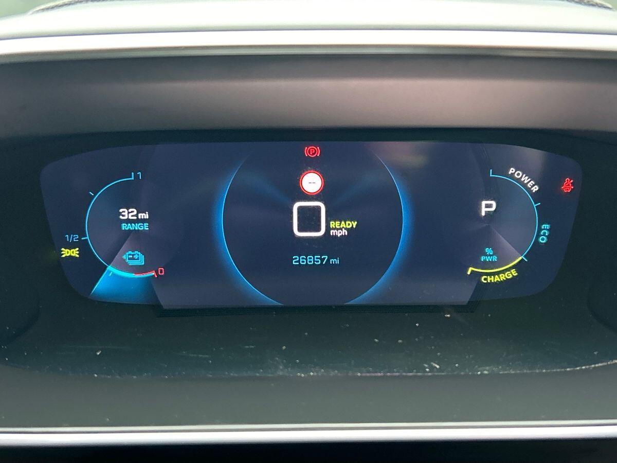 Used Peugeot E-208 2022 for sale - 77458808: Photo 15