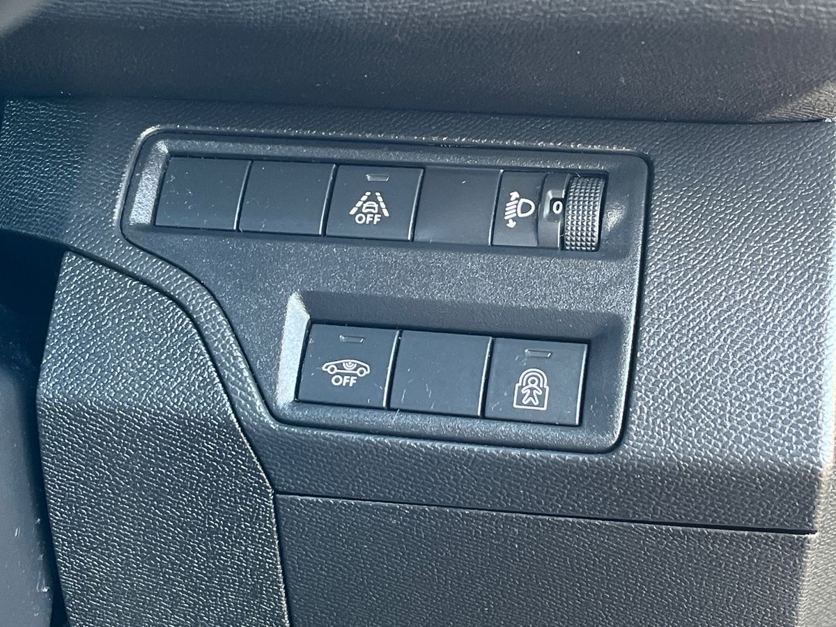 Used Peugeot 5008 2023 for sale - 76604123: Photo 24